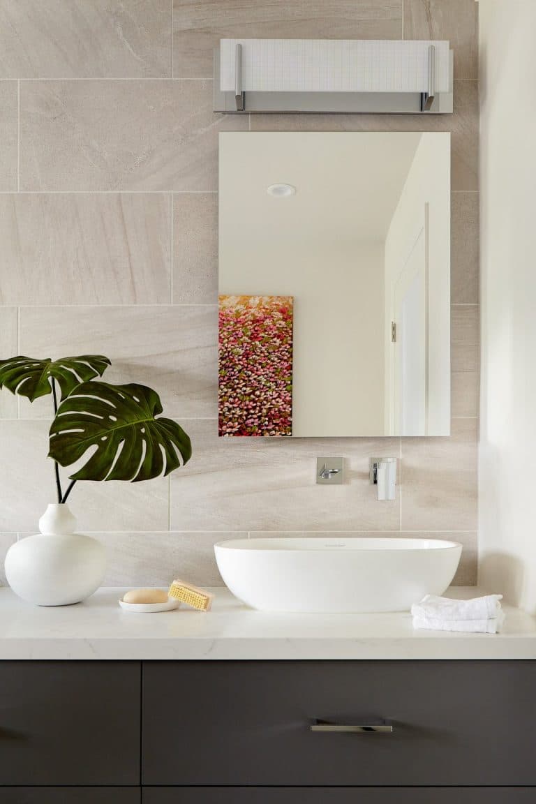 Home remodel in Los by Baron Construction & Remodeling